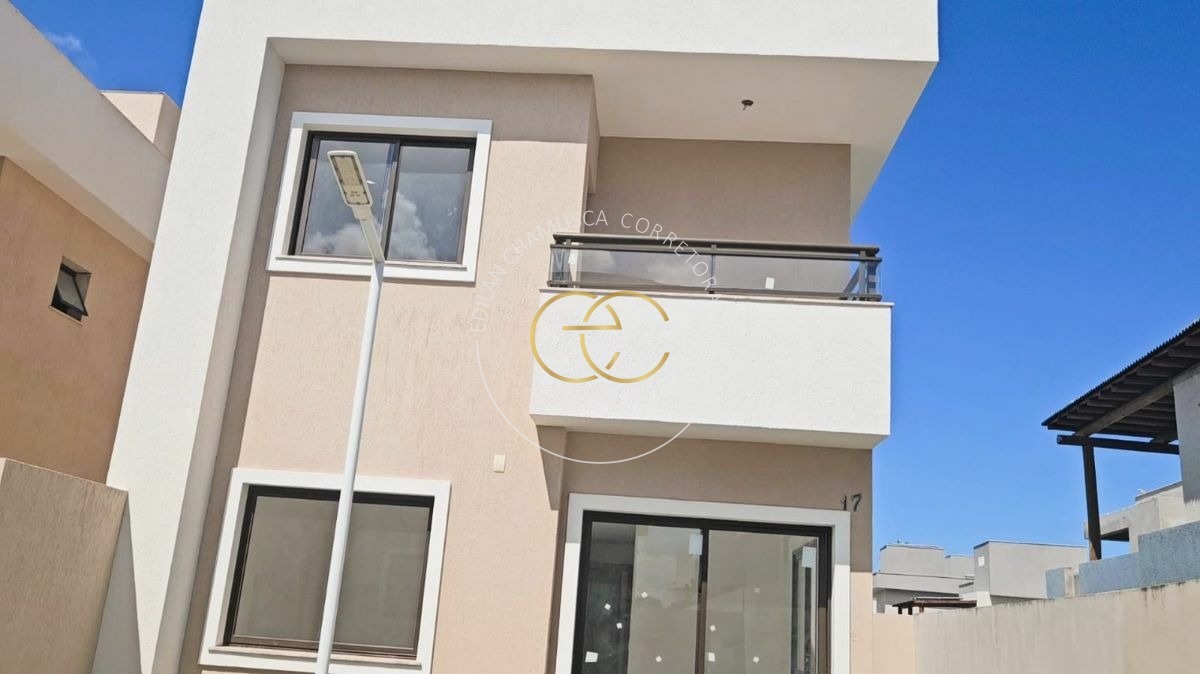 Casa solta 4 quartos novinha