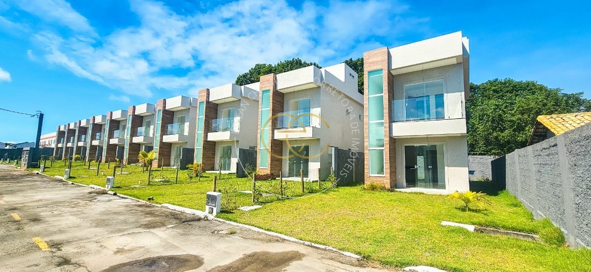 Casa 3 Dormitórios para venda em Camaçari - BA