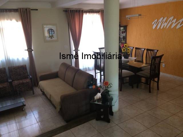 Casa, 3 quartos, 172 m² - Foto 2