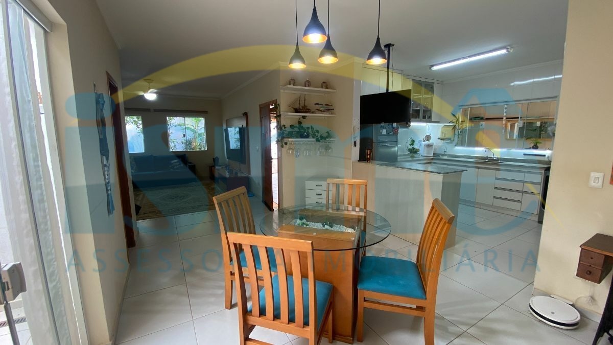 Casa, 3 quartos, 135 m² - Foto 1