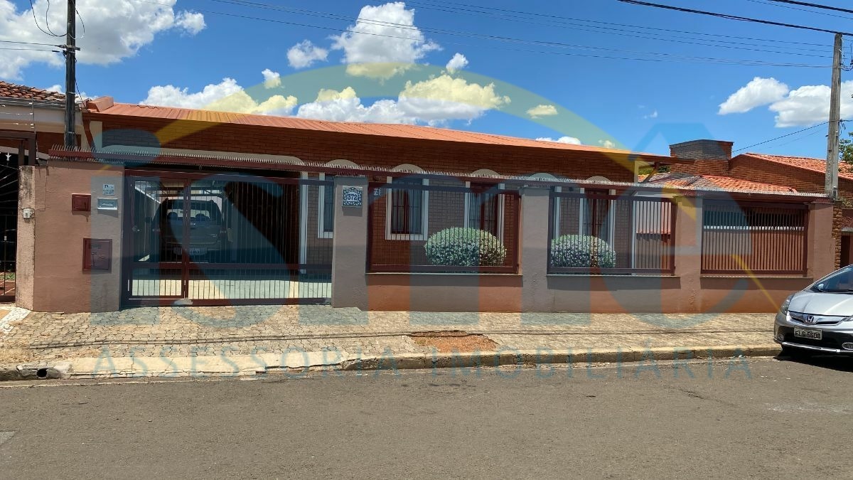Casa, 3 quartos, 178 m² - Foto 1