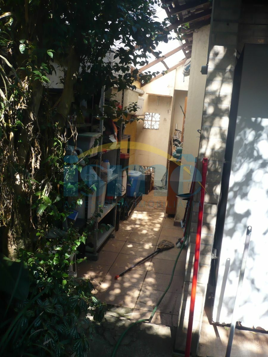 Casa, 3 quartos, 210 m² - Foto 13