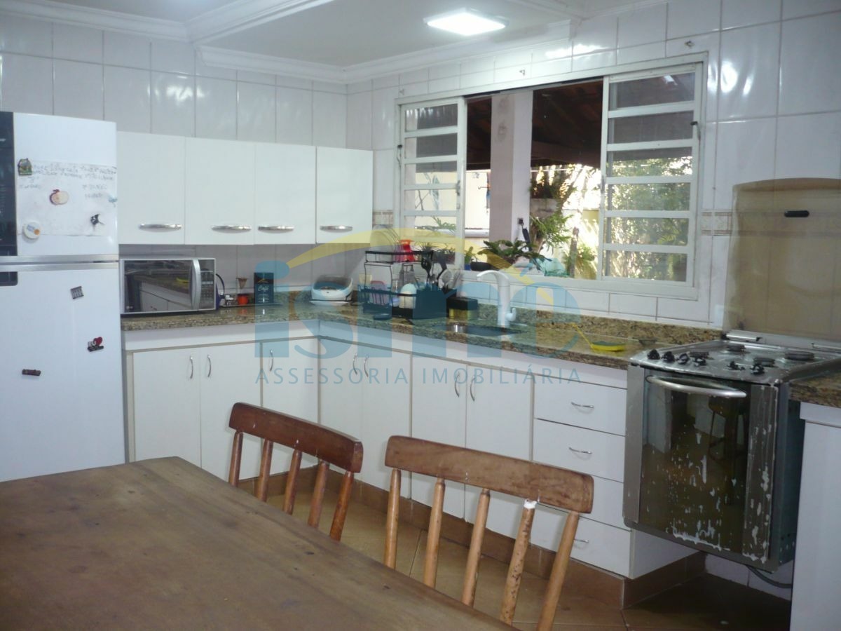 Casa, 3 quartos, 210 m² - Foto 17