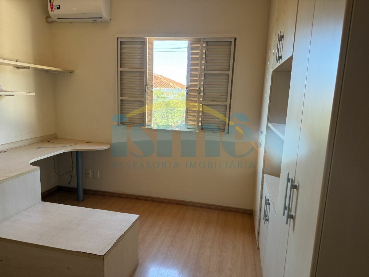 Casa, 4 quartos, 205 m² - Foto 30