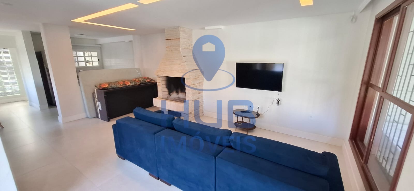 Casa, 3 quartos, 245 m² - Foto 1