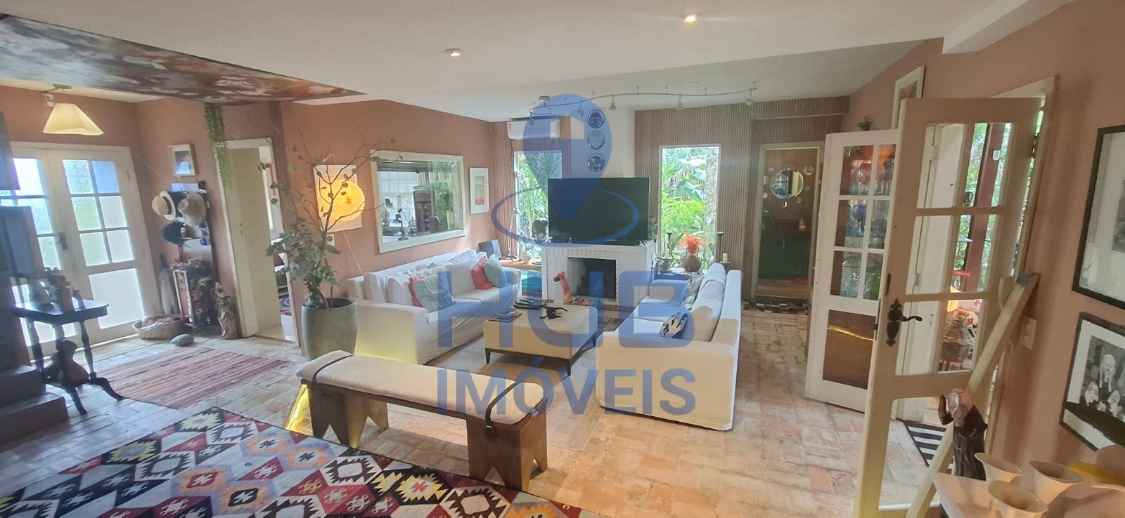 Casa, 4 quartos, 305 m² - Foto 1