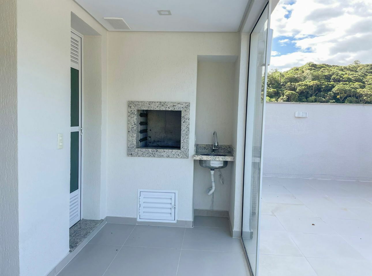 Apartamento, 2 quartos, 105 m² - Foto 2