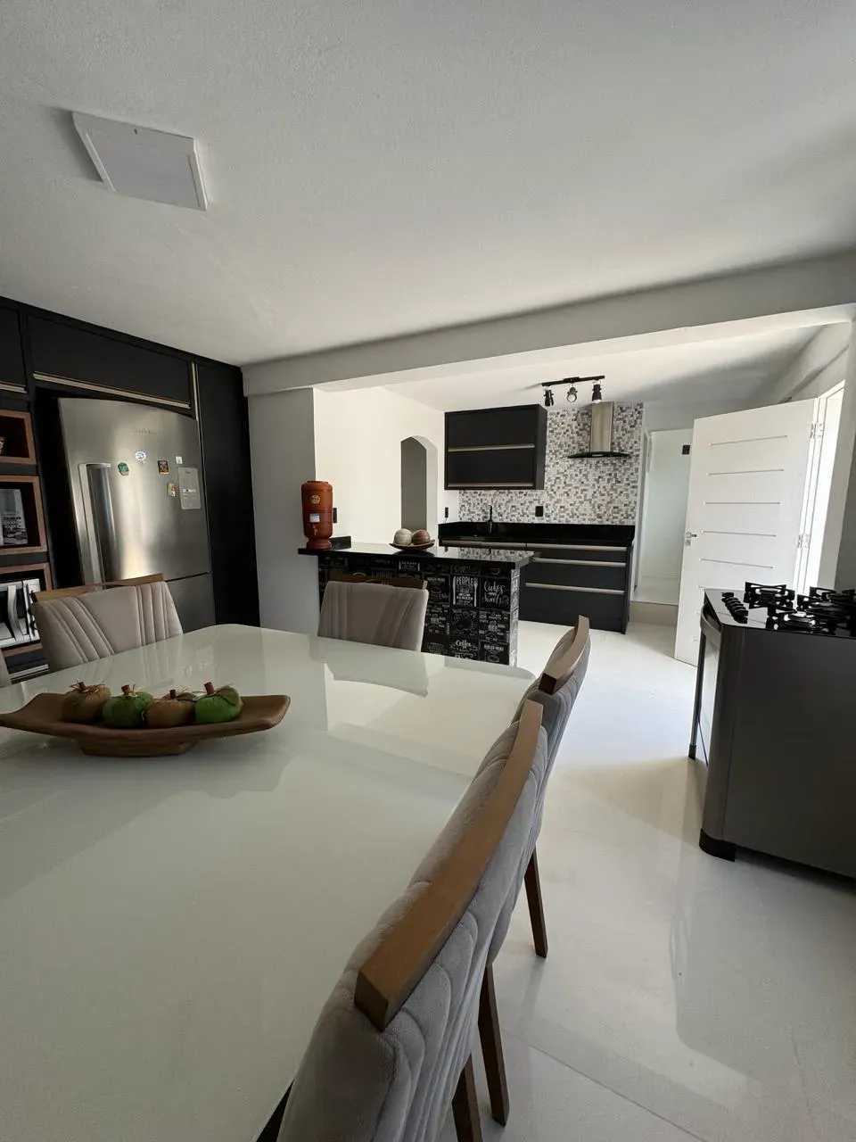Casa, 5 quartos - Foto 1