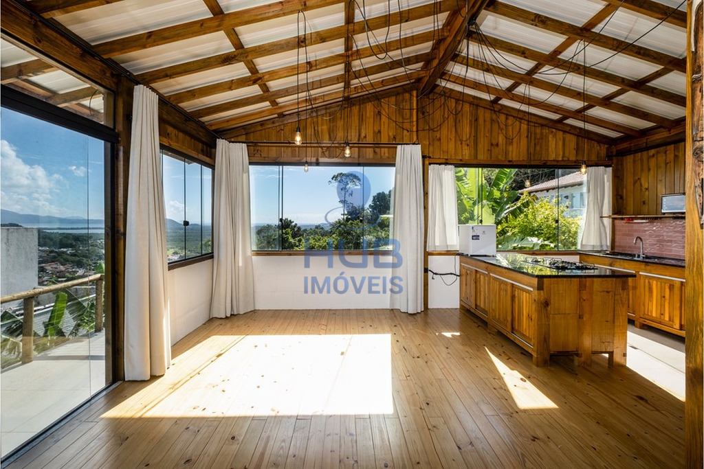 Casa, 4 quartos, 220 m² - Foto 29