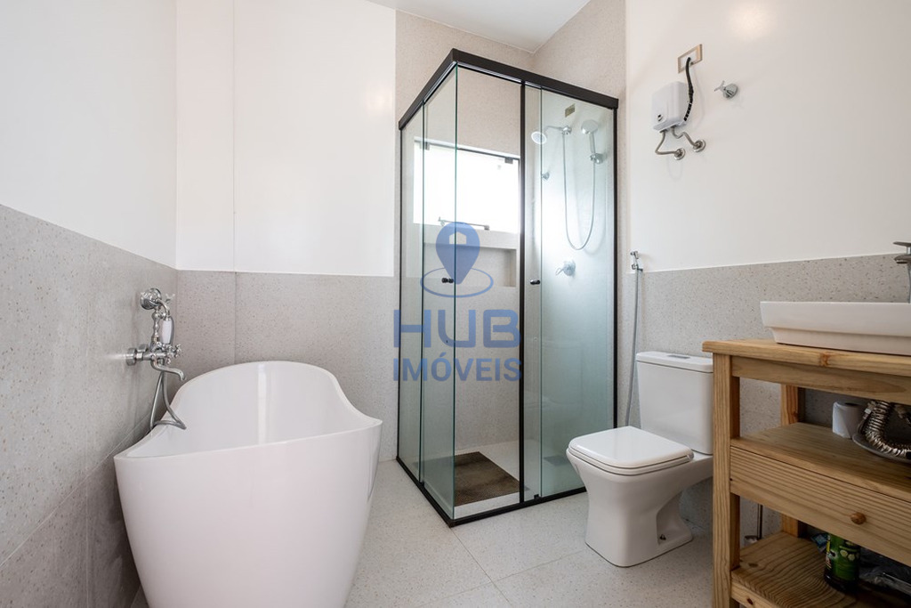 Casa, 4 quartos, 220 m² - Foto 27