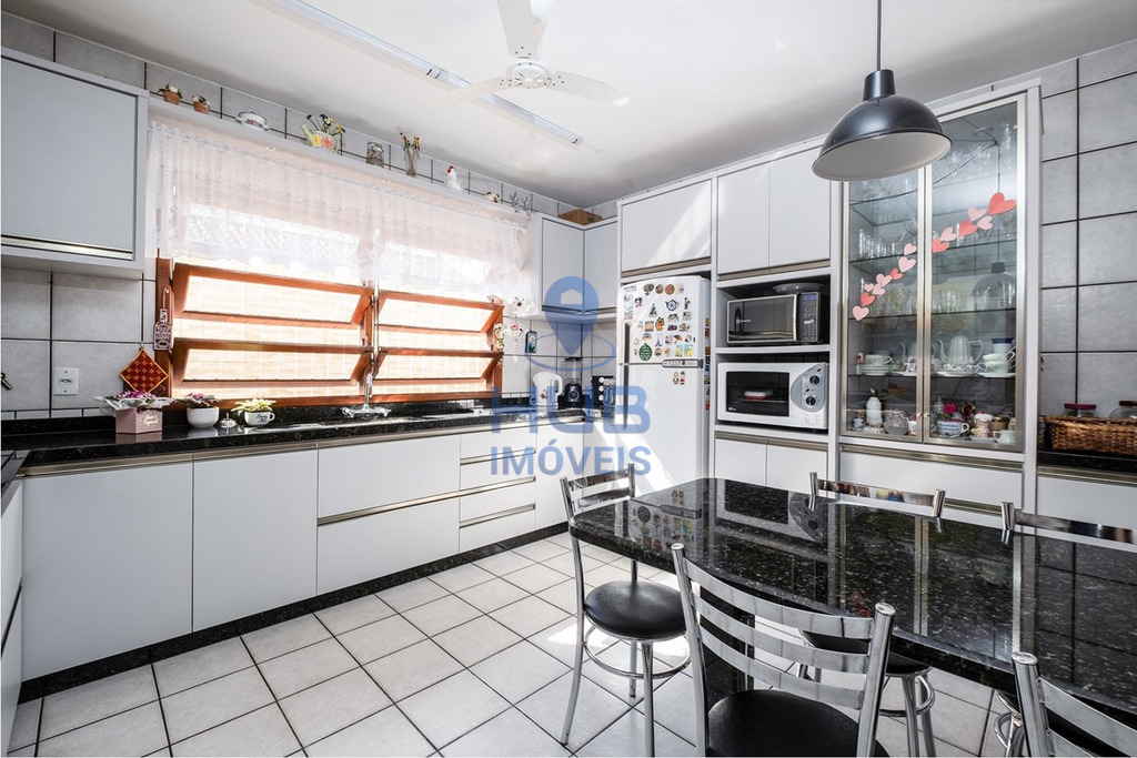 Casa, 4 quartos, 260 m² - Foto 20