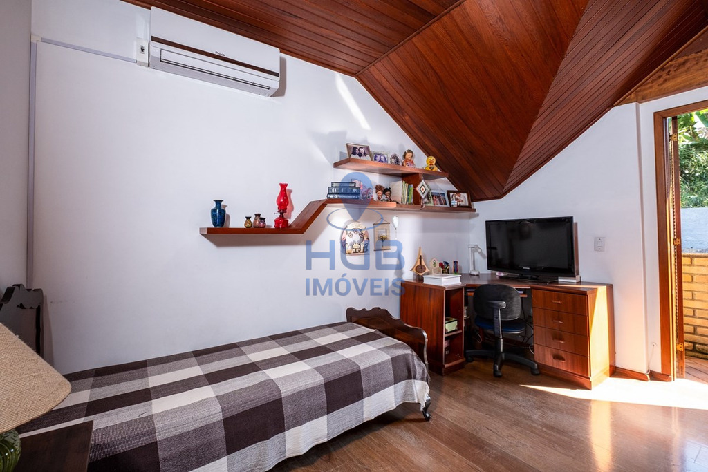 Casa, 4 quartos, 260 m² - Foto 2