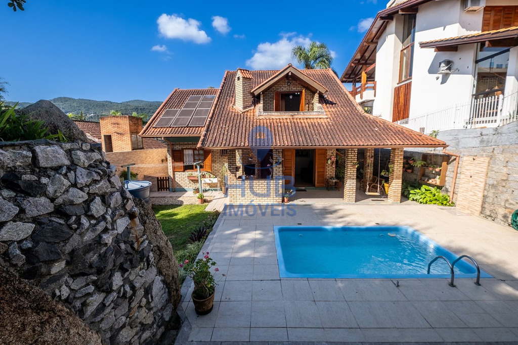 Casa, 4 quartos, 260 m² - Foto 30