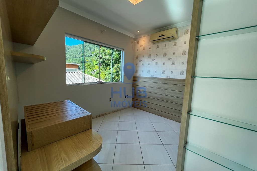 Casa, 4 quartos, 221 m² - Foto 30
