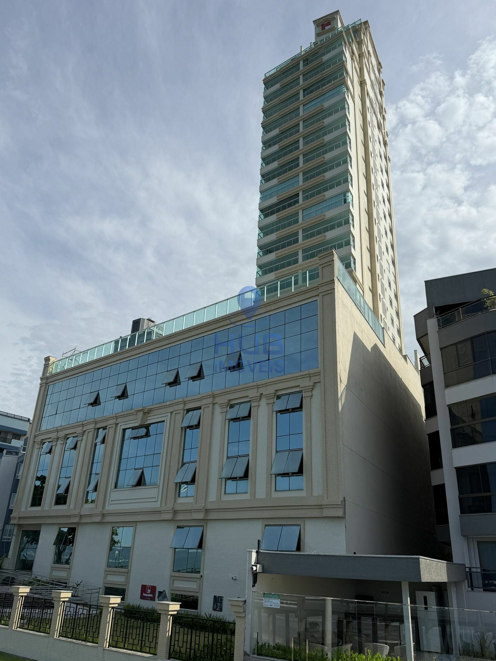 Apartamento, 4 quartos, 190 m² - Foto 1