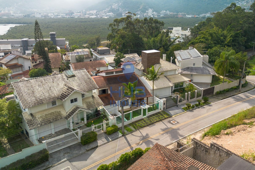Casa, 4 quartos, 327 m² - Foto 23