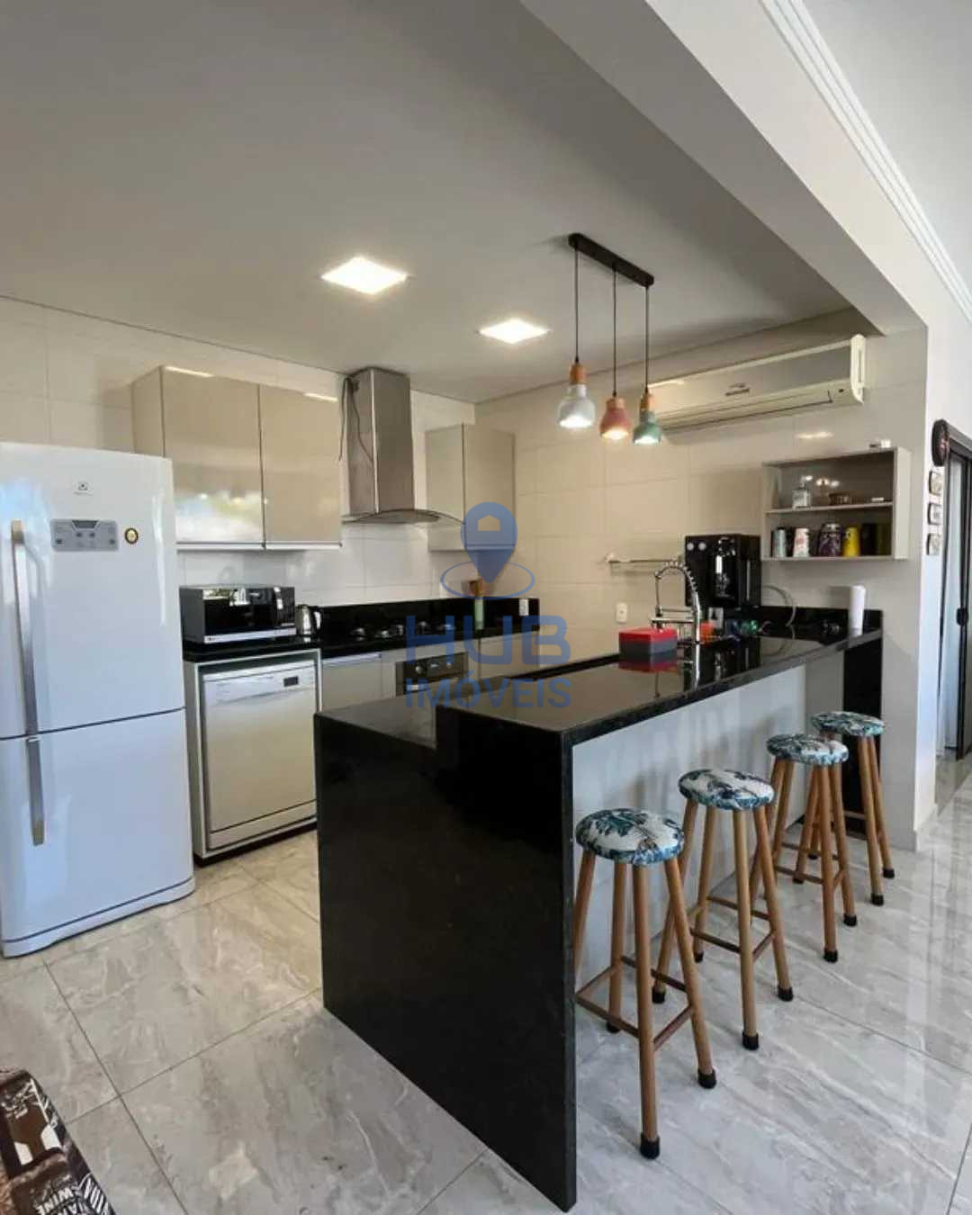 Casa, 3 quartos, 180 m² - Foto 3
