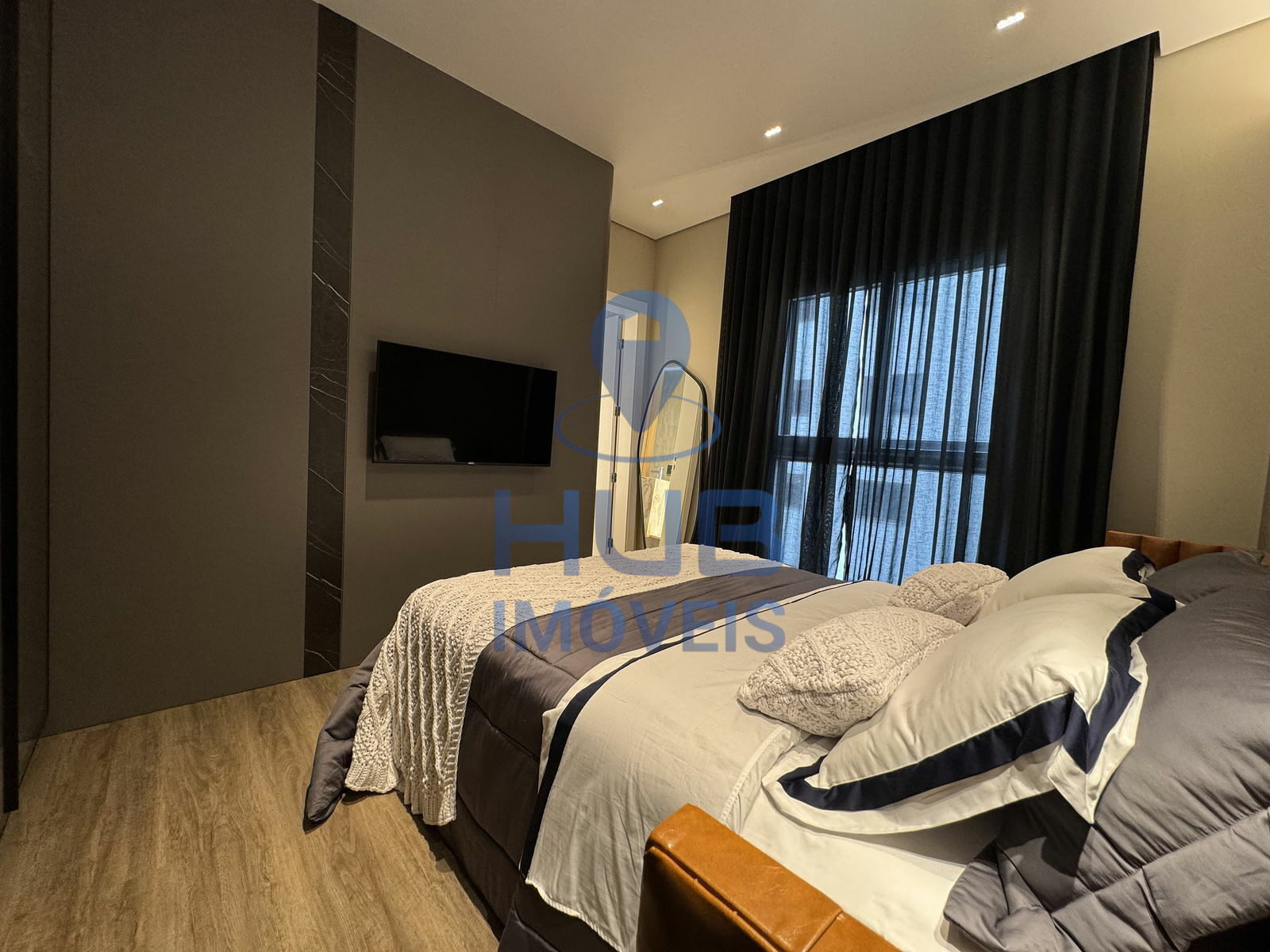 Apartamento, 4 quartos, 180 m² - Foto 1