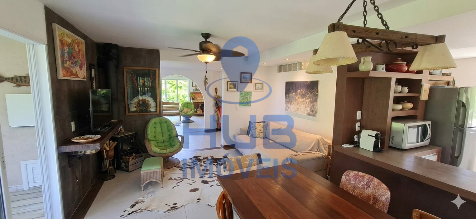 Casa, 3 quartos, 251 m² - Foto 1