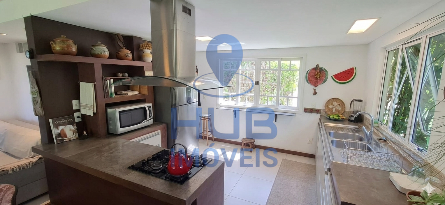 Casa, 3 quartos, 251 m² - Foto 3