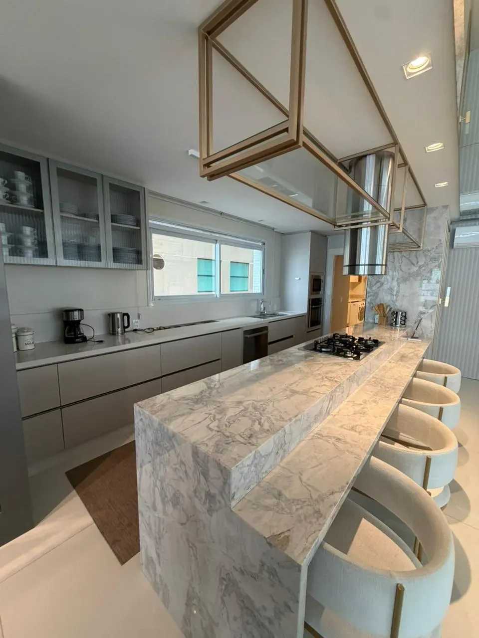 Apartamento, 6 quartos - Foto 1