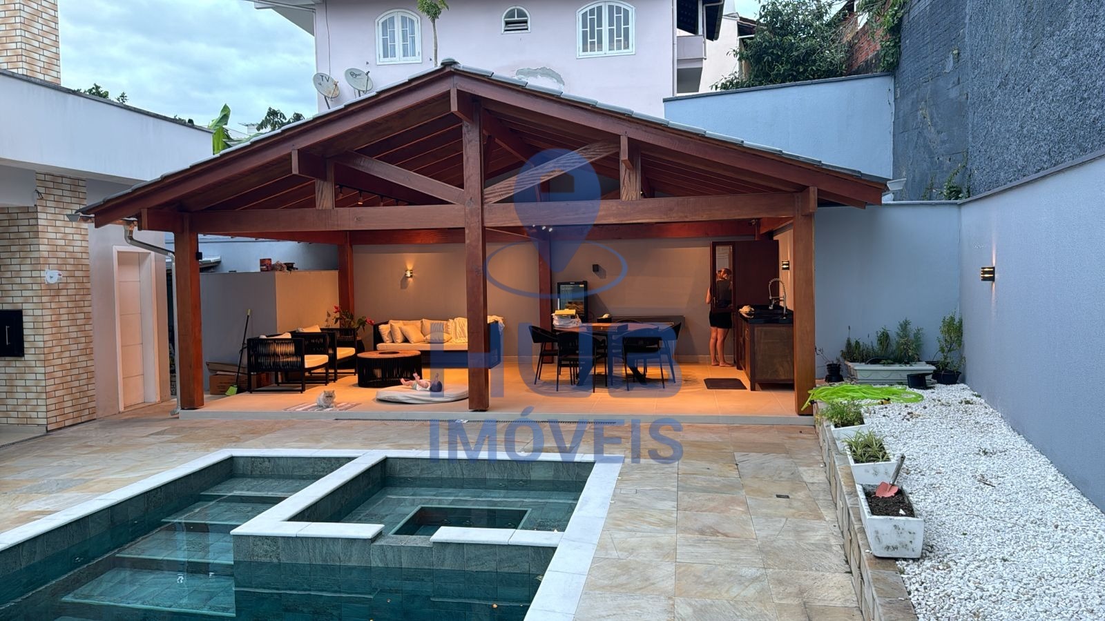 Casa, 3 quartos, 250 m² - Foto 7