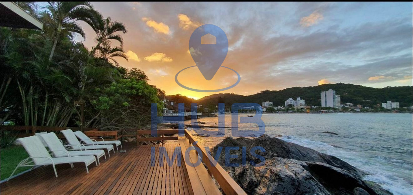 Casa, 6 quartos, 300 m² - Foto 2