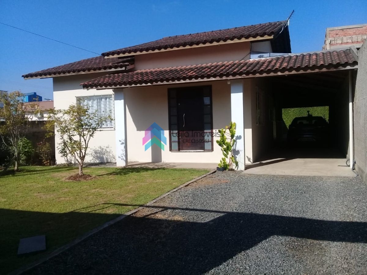 Casa à venda  no Caixa Dágua - Guaramirim, SC. Imóveis