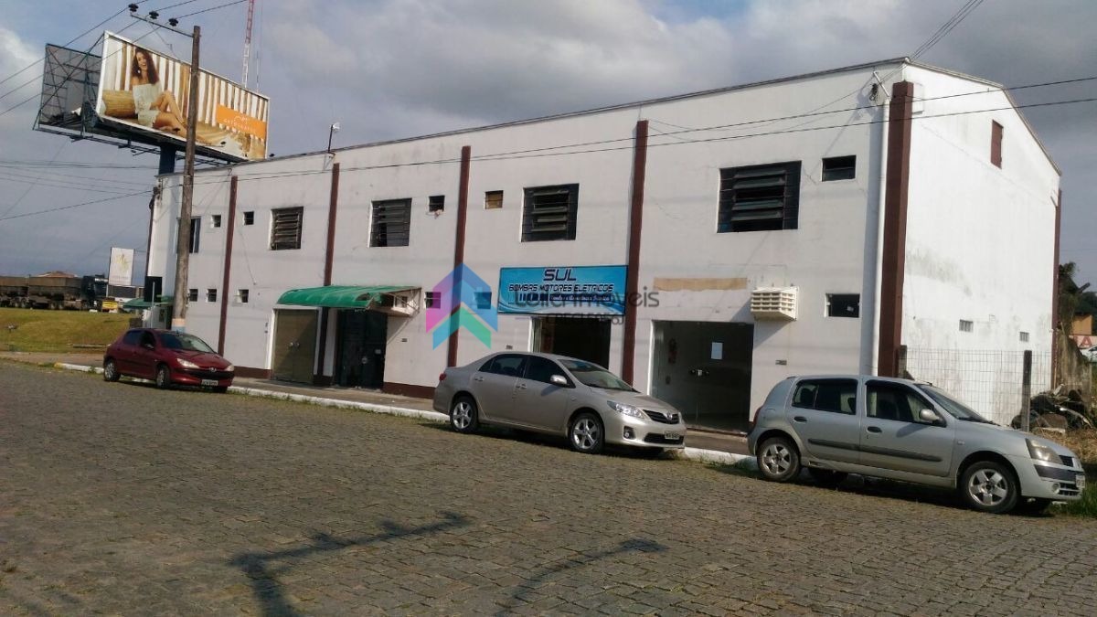 Imóvel comercial para alugar  no Centro - Guaramirim, SC. Imóveis