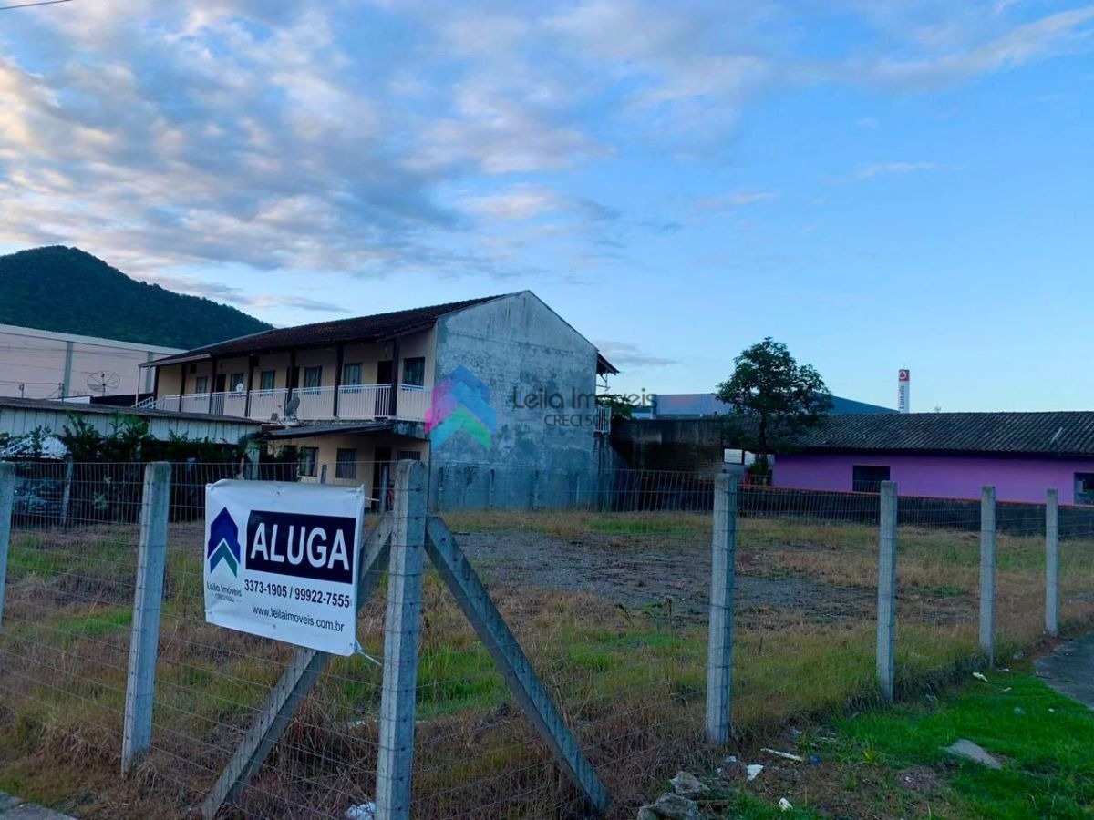 Cobertura para alugar  no Amizade - Guaramirim, SC. Imóveis