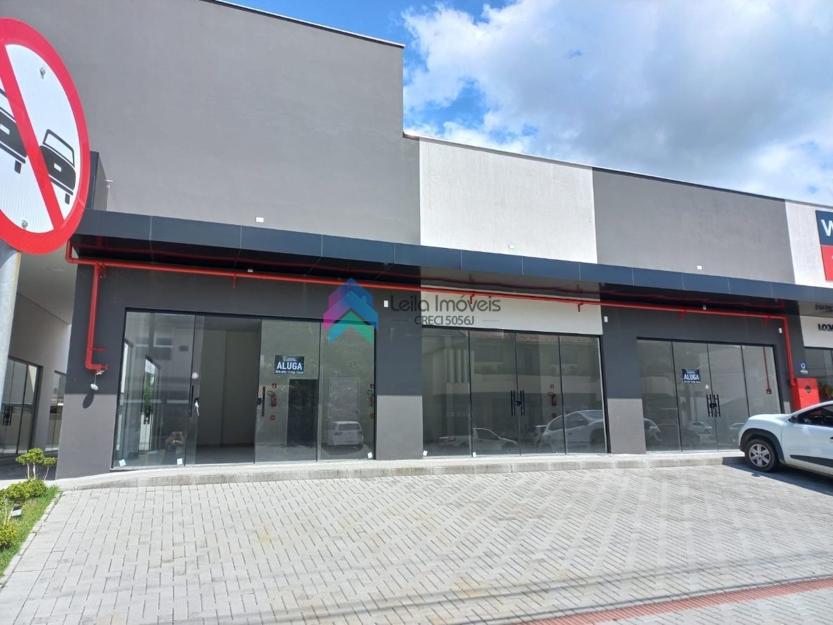 Imóvel comercial para alugar  no Centro - Guaramirim, SC. Imóveis