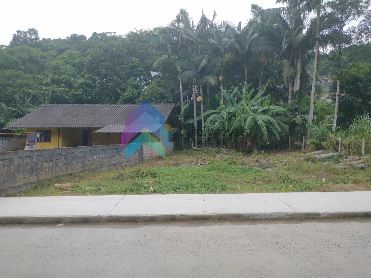 Casa à venda  no Amizade - Guaramirim, SC. Imóveis