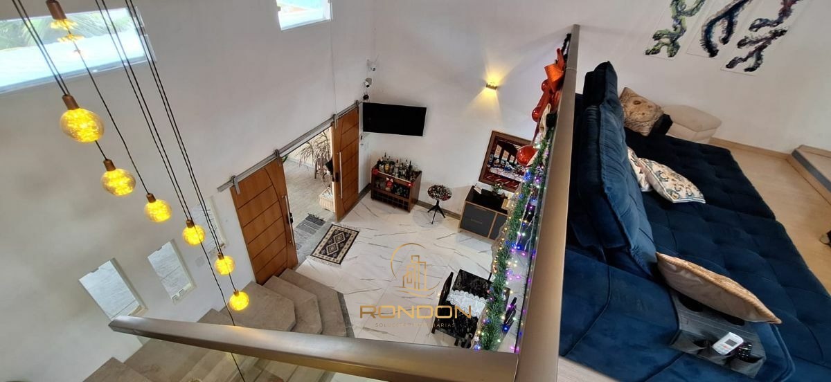 Casa, 4 quartos, 216 m² - Foto 2
