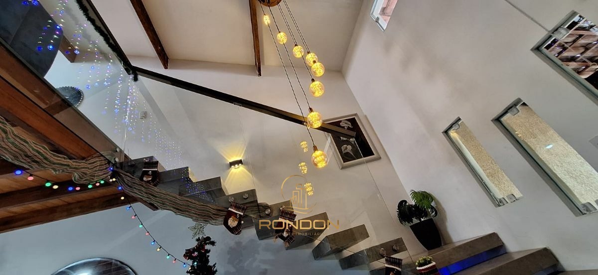 Casa, 4 quartos, 216 m² - Foto 9
