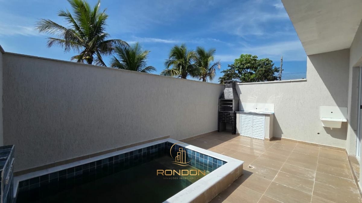 Casa 2 Dormitórios para venda em Itanhaém - SP