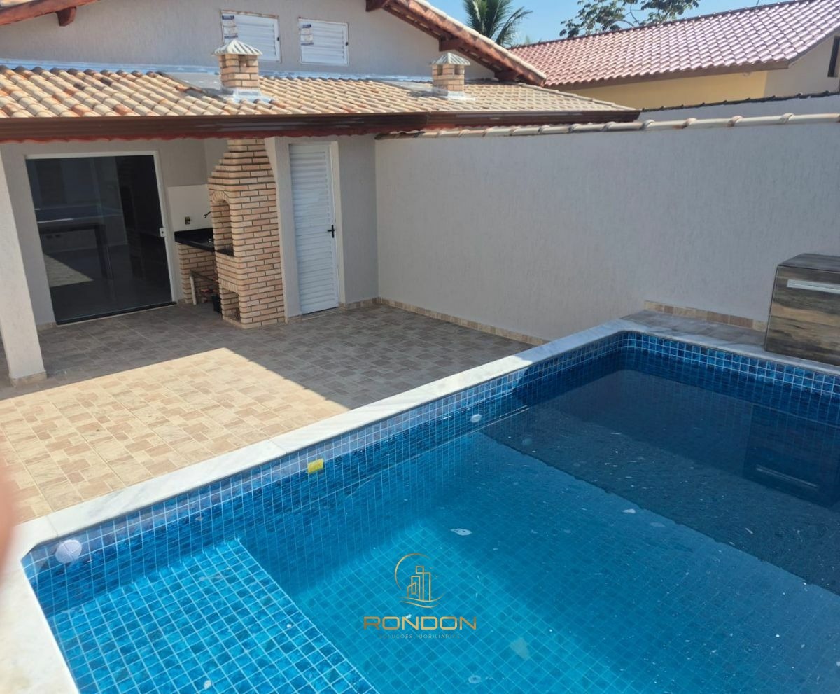 Casa 2 Dormitórios para venda em Itanhaém - SP