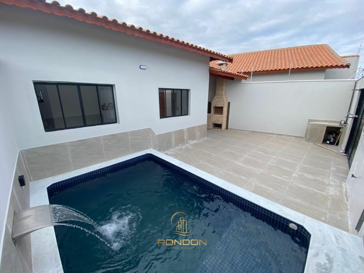 Casa 2 Dormitórios para venda em Mongaguá - SP