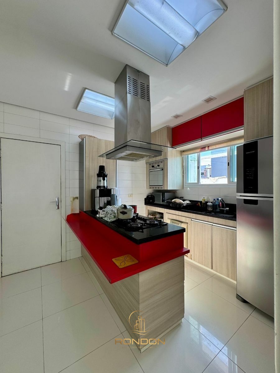 Casa, 3 quartos, 298 m² - Foto 8