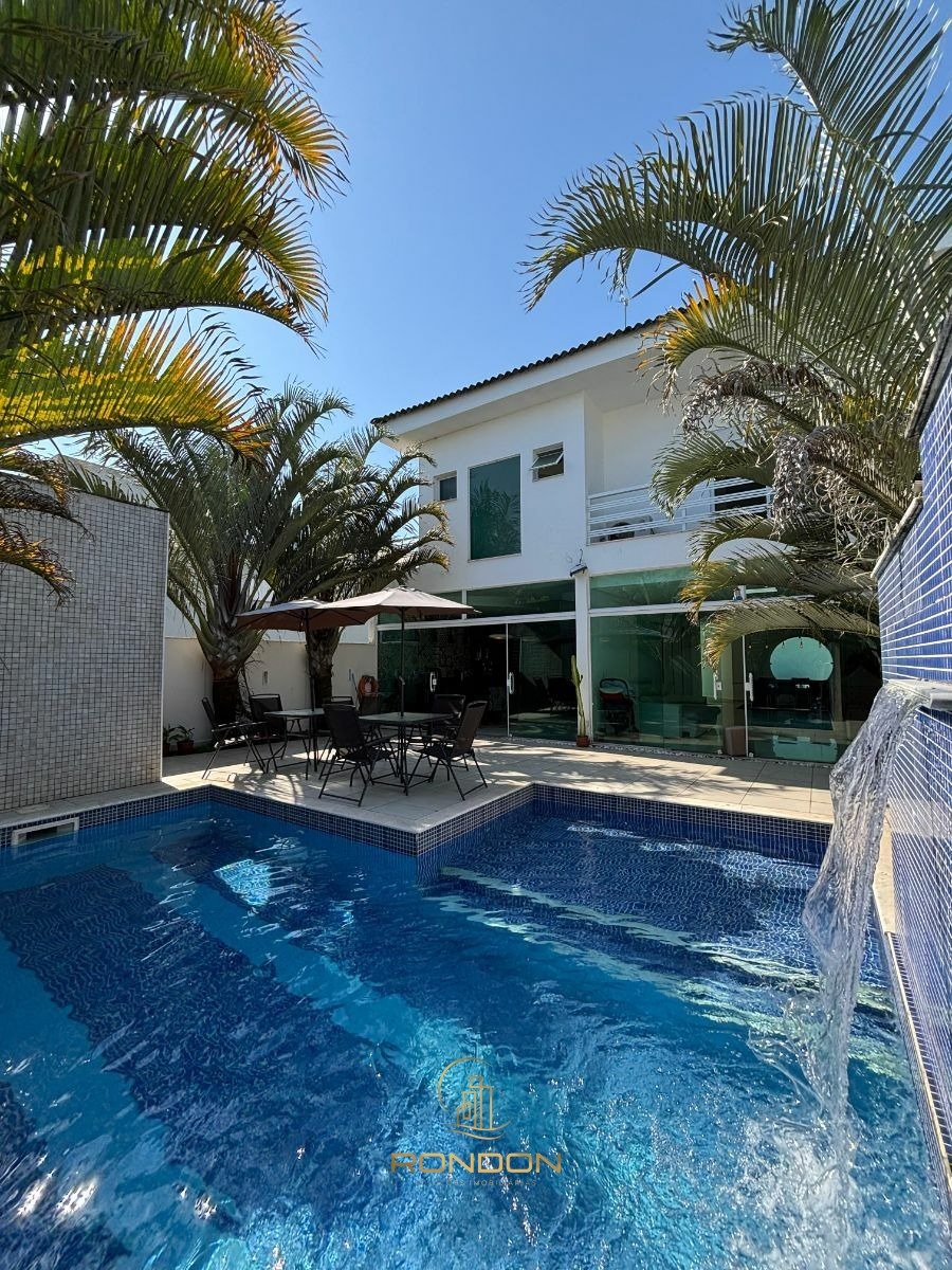 Casa, 3 quartos, 298 m² - Foto 1