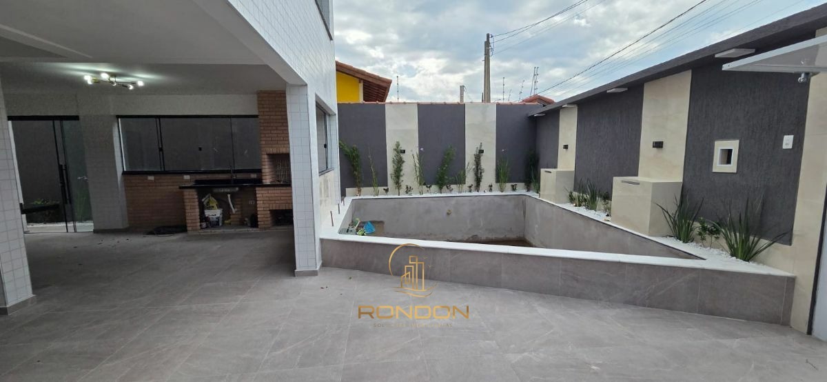 Casa, 5 quartos, 252 m² - Foto 1