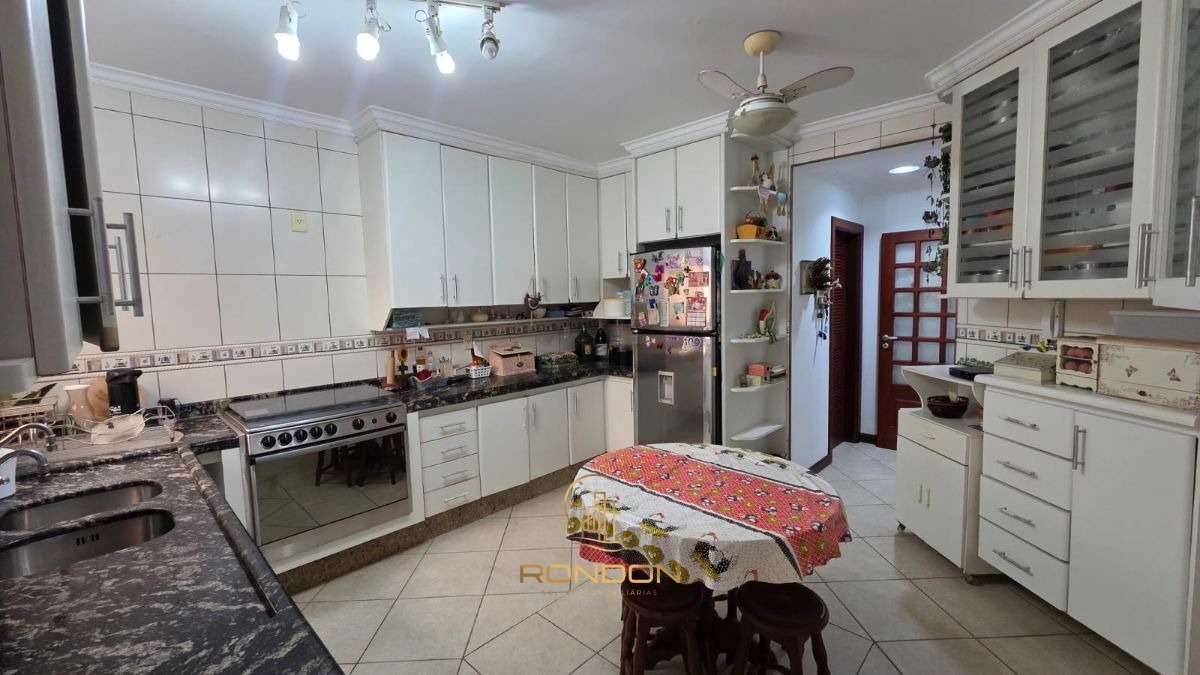 Casa, 5 quartos, 268 m² - Foto 14