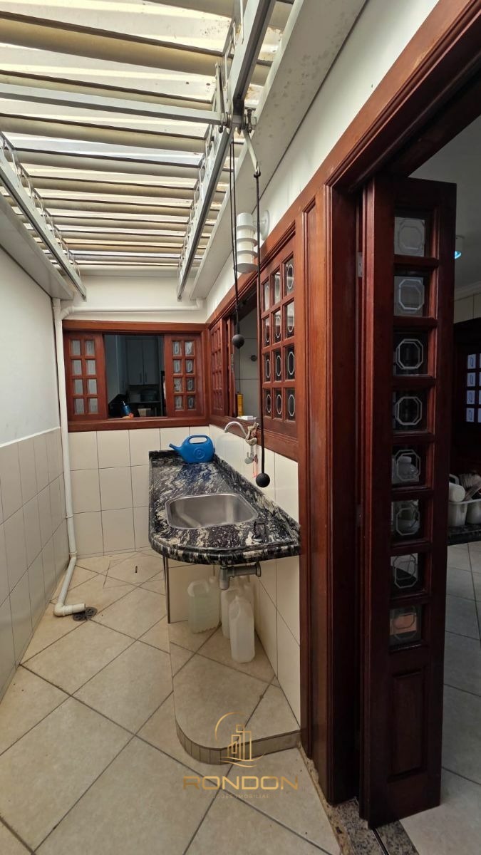 Casa, 5 quartos, 268 m² - Foto 16