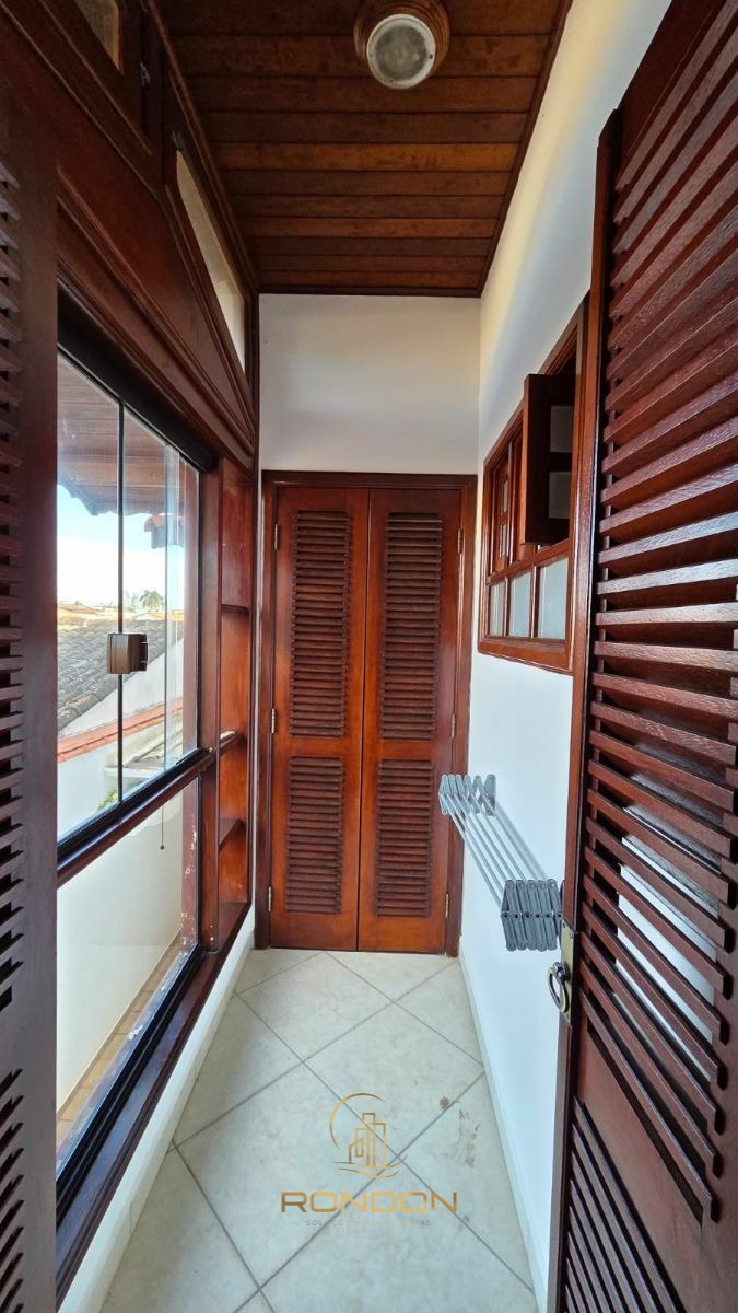 Casa, 5 quartos, 268 m² - Foto 24