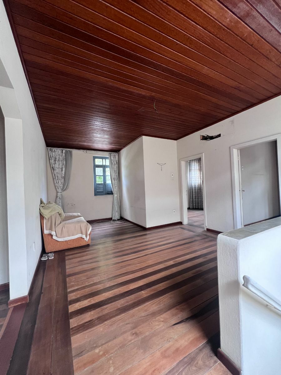 Casa, 3 quartos, 242 m² - Foto 13
