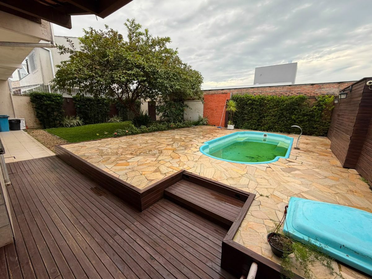 Casa, 3 quartos, 278 m² - Foto 2