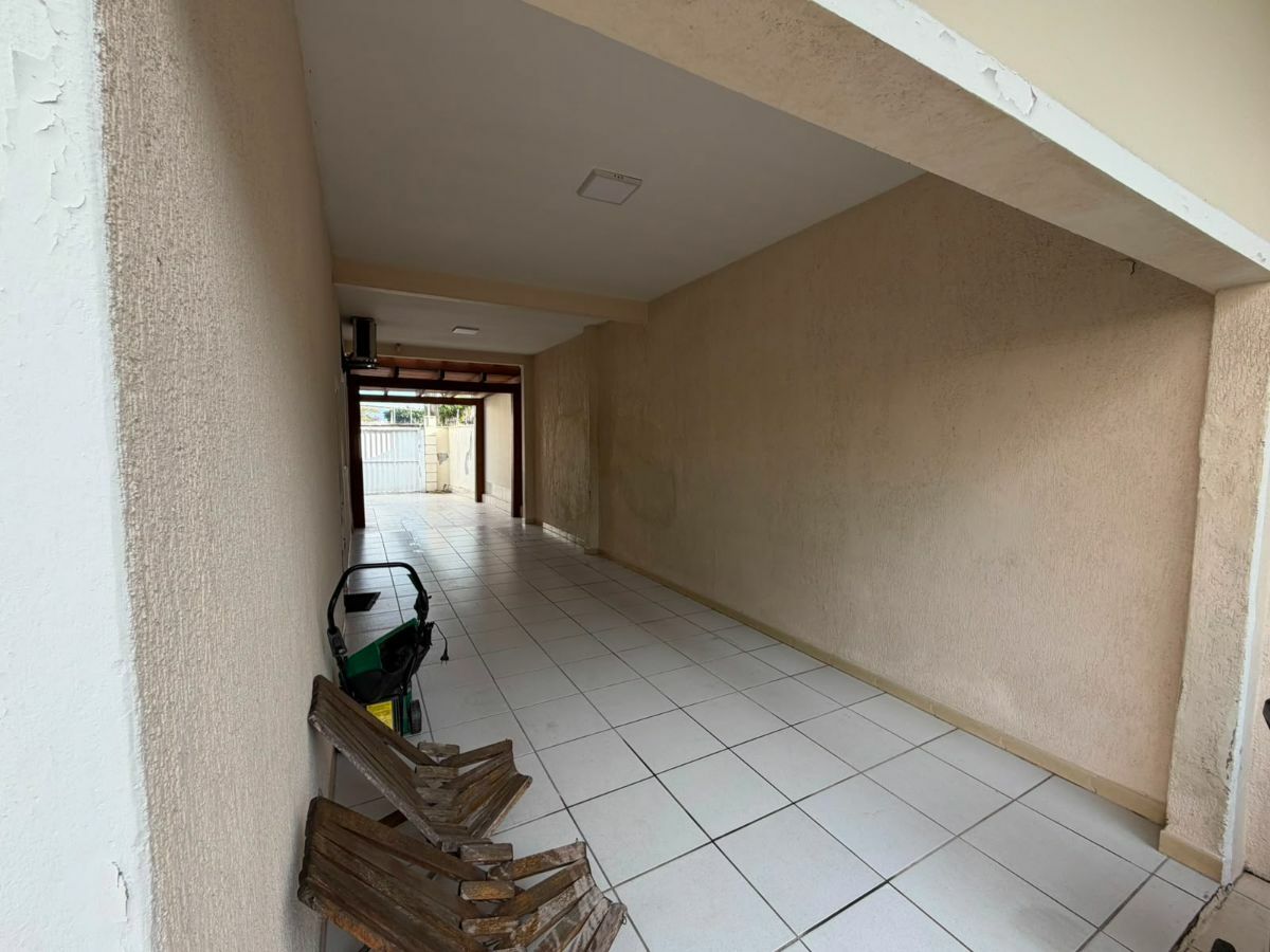 Casa, 3 quartos, 278 m² - Foto 3