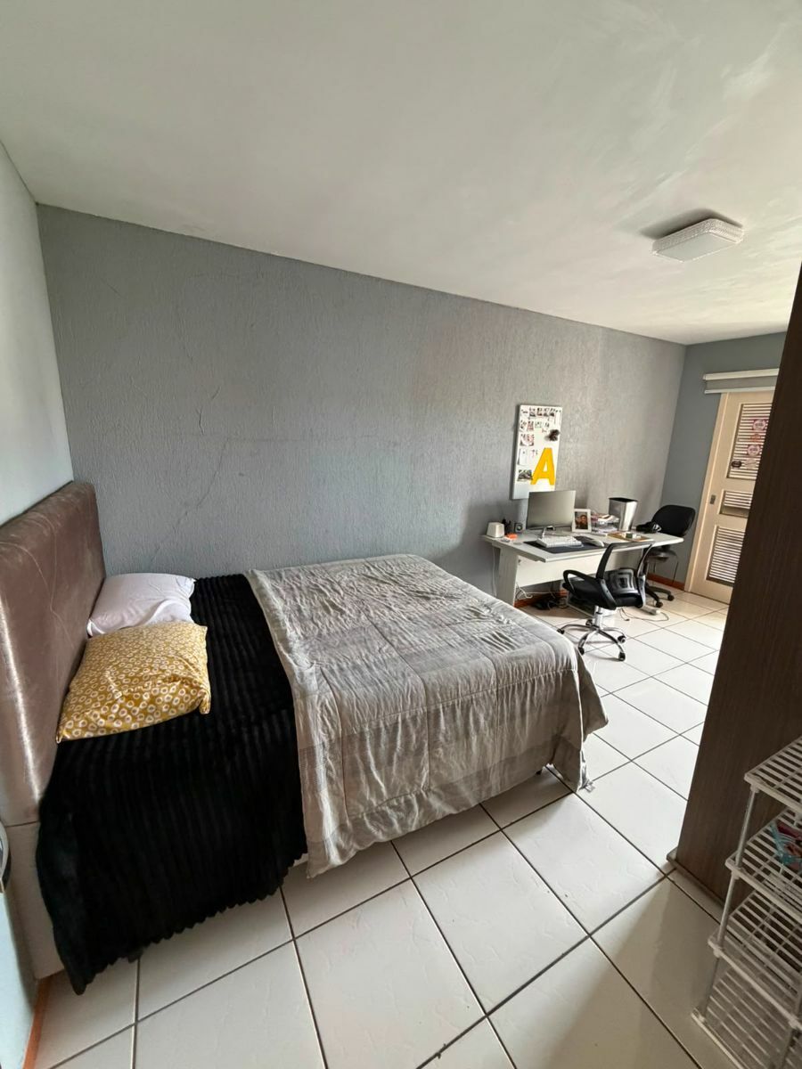Casa, 3 quartos, 278 m² - Foto 21