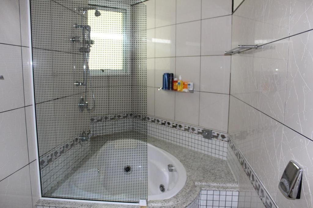 Casa, 4 quartos, 410 m² - Foto 4