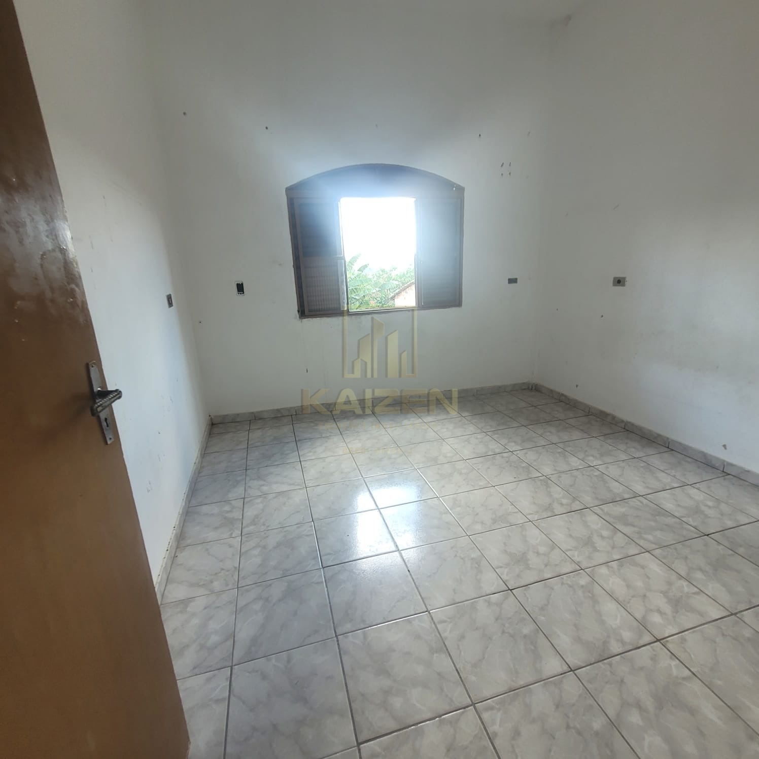 Casa Locação -Quintal compartilhado -1 Dormitório - Jardim Altos de Santana
