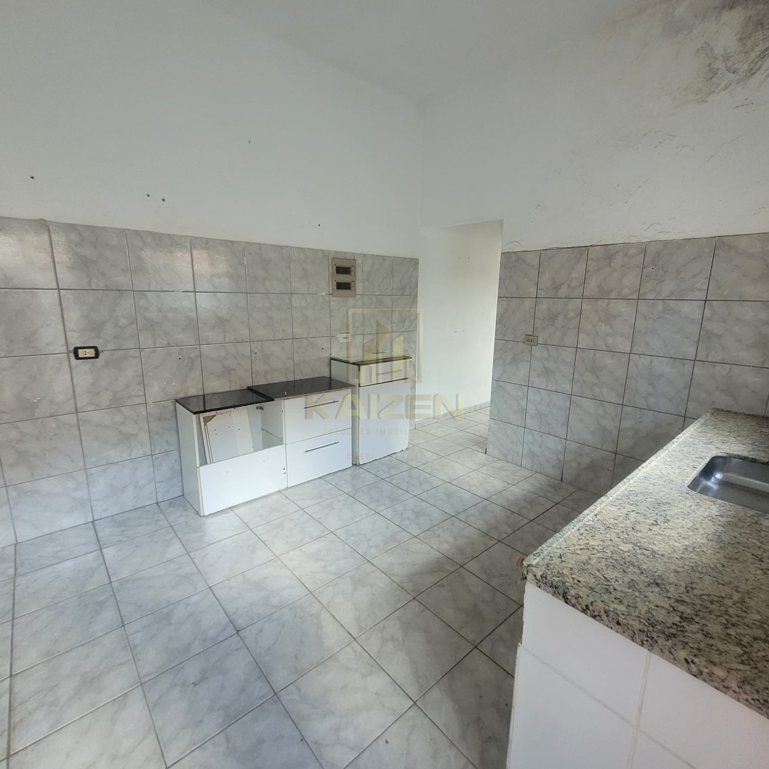 Casa Locação -Quintal compartilhado -1 Dormitório - Jardim Altos de Santana
